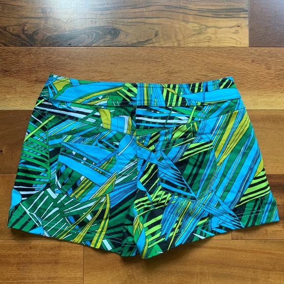 Cache Tropical Print Women Shorts - Blue and Green - Picture 2 of 9